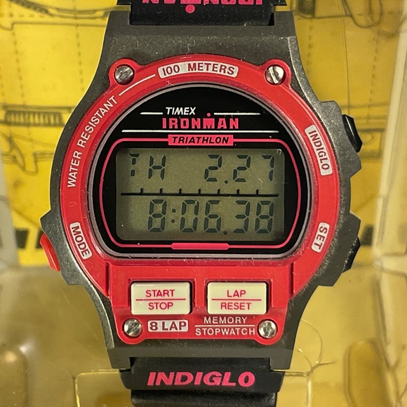 RARE Timex Ironman Triathlon Ladies/Womens/Unisex Watch Red w/ INDIGLO - Picture 2 of 6